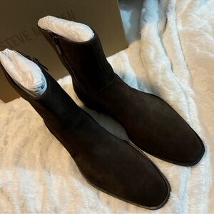 Steve Madden Brown Suede Boots